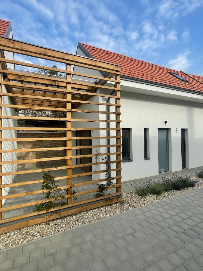 Dream Apartman Levél Buitenkant foto