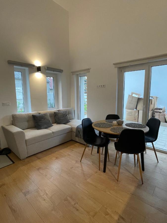 Dream Apartman Levél Buitenkant foto