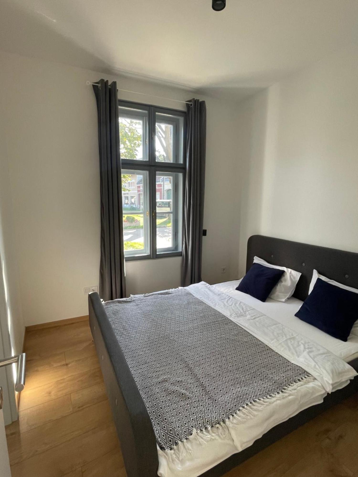 Dream Apartman Levél Buitenkant foto