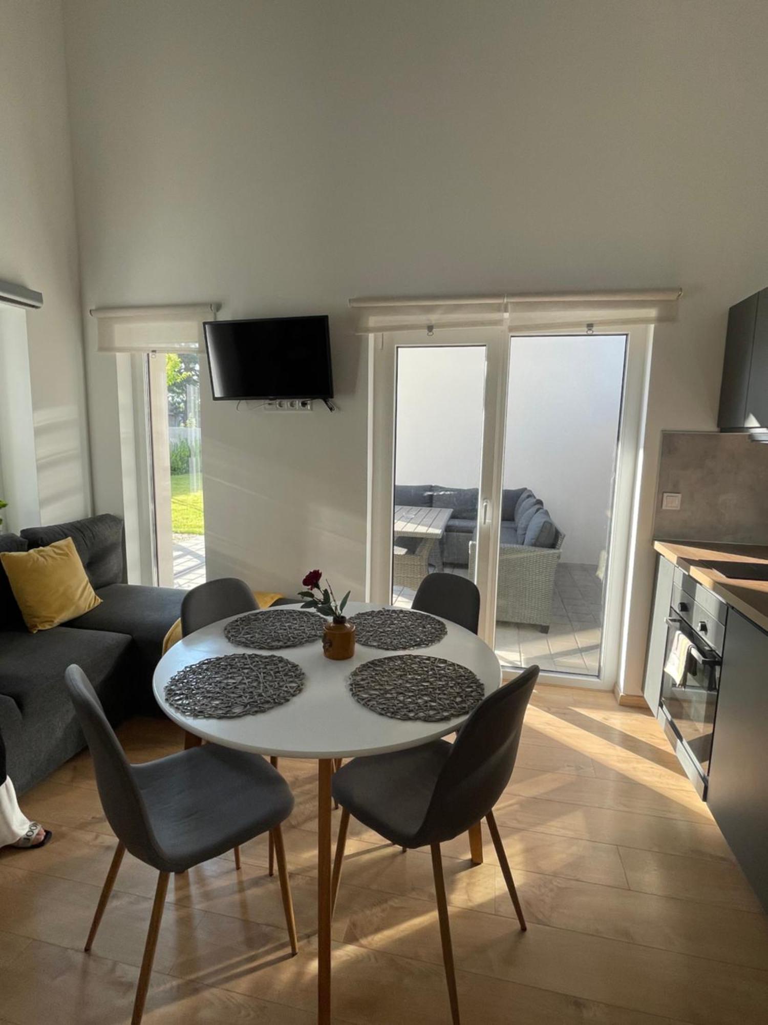 Dream Apartman Levél Buitenkant foto