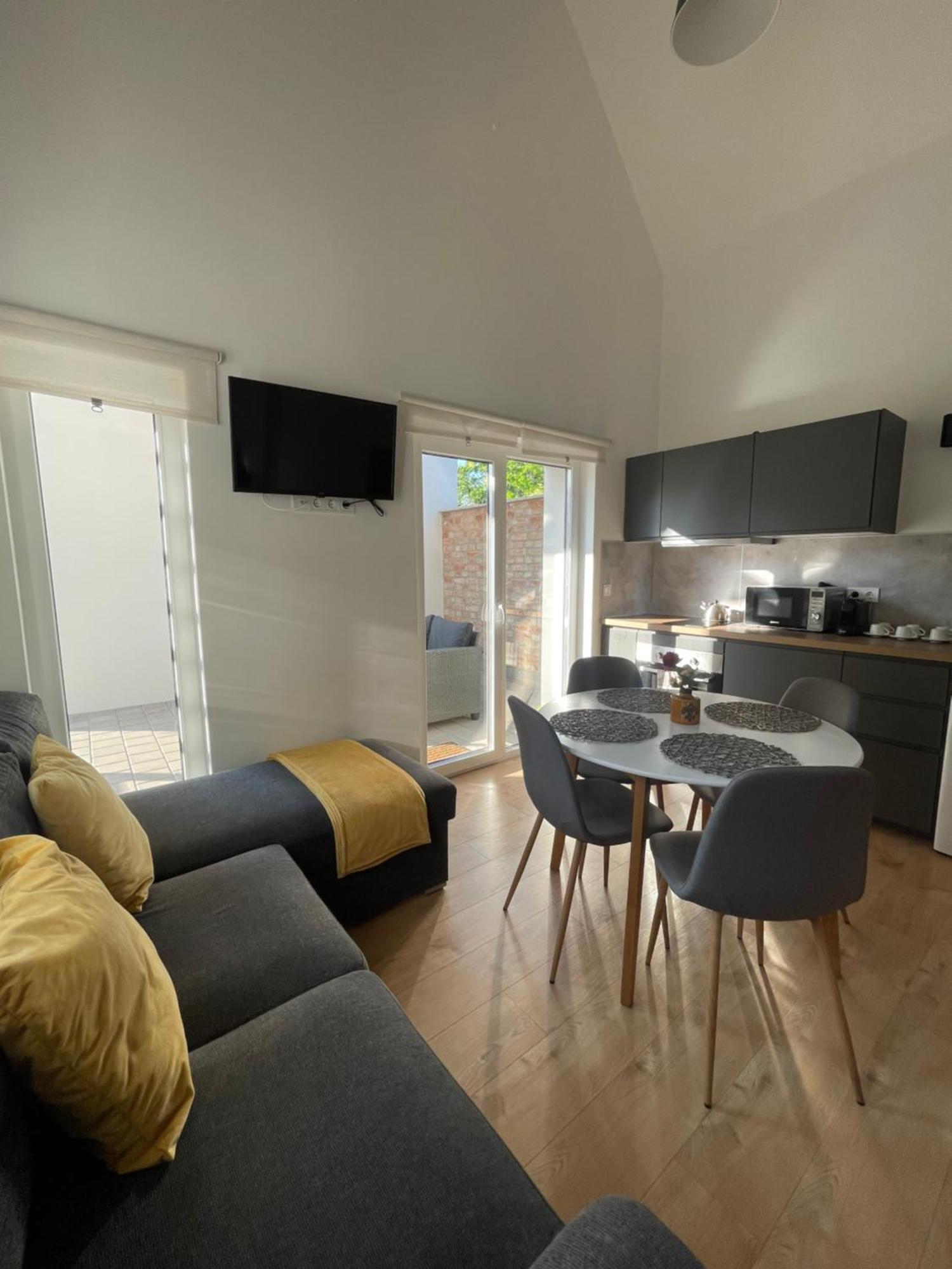 Dream Apartman Levél Buitenkant foto