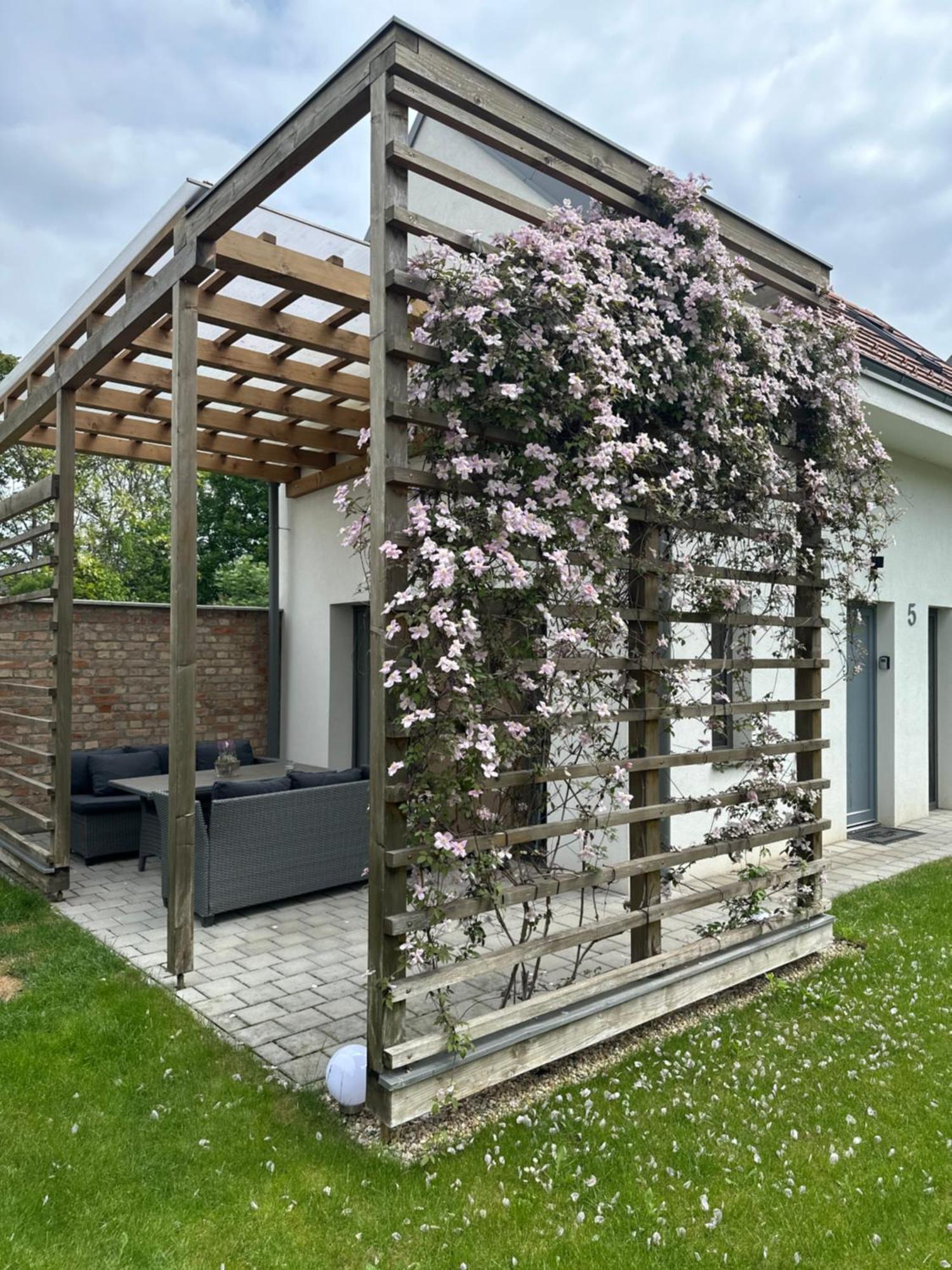 Dream Apartman Levél Buitenkant foto
